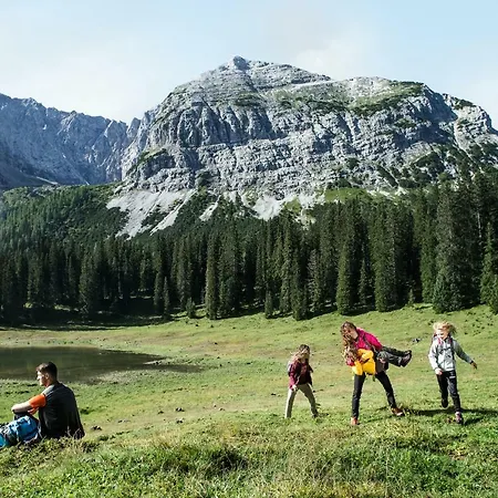 度假居 Family Chalet Karwendel